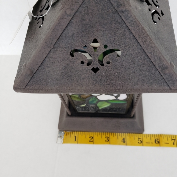 Pansy Stained Glass Tabletop Latern - Picture 3 of 5